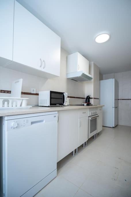 Amplio Apartamento 2 Dormitorios Cerca De La Playa アリカンテ エクステリア 写真